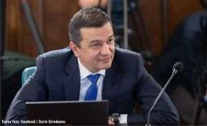 PSD President Sorin Grindeanu has demanded that the Niculescu government assume responsibility - via a separate procedure for each -for two major reforms. The first is intended to redraw the local administrative map by merging small communities, while ensuring that services for the population are maintained. The second initiative aims to reduce the number of government agencies and lead to the reorganization or liquidation of state-owned enterprises that are accumulating losses or whose continued existence is no longer justified.